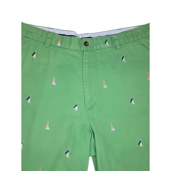 Brooks Brothers Chino Shorts Embroidered Sailboats Men 34 Green Golf 9.5" Inseam - Picture 2 of 5